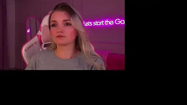 Freechat AnnyRaii on StripChat