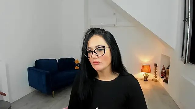 Freechat AnyaEvy on StripChat