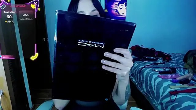 Freechat Ariadna_bondmaid on StripChat