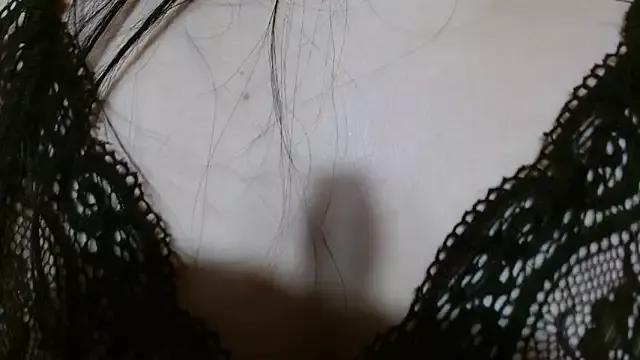 ariana28 from StripChat