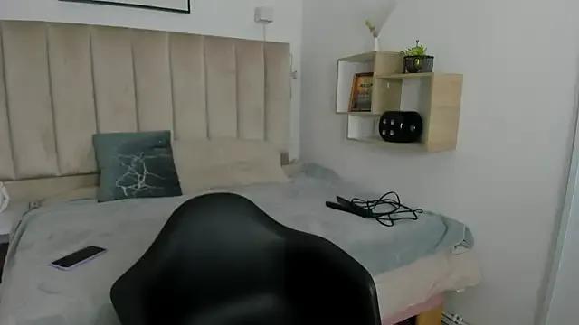 Ariel_Wattson from StripChat is Freechat
