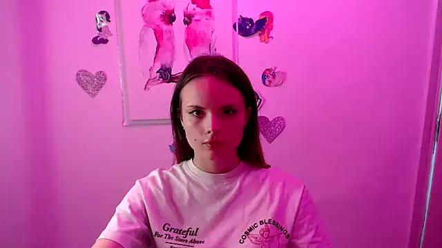 Ariella_ari from StripChat is Freechat