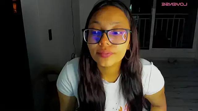 aryana777 from StripChat is Freechat
