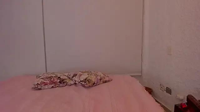 atenea_storm from StripChat is Freechat