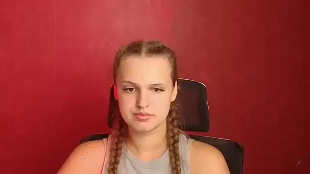 Aurora_White from StripChat is Freechat