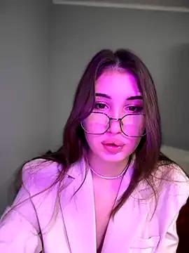 AuroraAmethyst from StripChat is Freechat