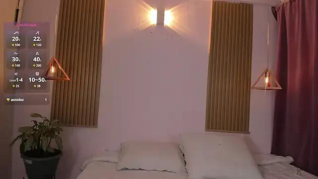 AuroraBlisss from StripChat is Freechat
