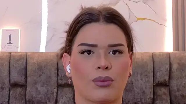 Ava_Cristi on StripChat 