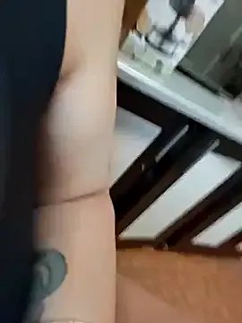 Freechat AvaDivaMilf on StripChat