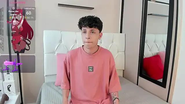 Axel__Evans from StripChat