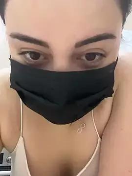 ayxqueenx from StripChat is Freechat