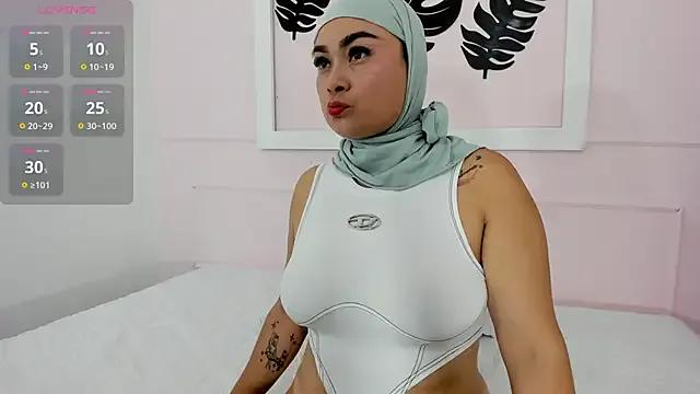 azaharaaa_ from StripChat is Freechat