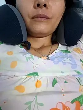 Freechat Baby-sexytits18 on StripChat