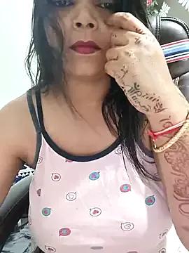 Babybird from StripChat is Freechat