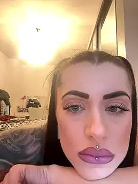 StripChat Barbie_1312 is Freechat Barbie_1312 — brste len und lecken