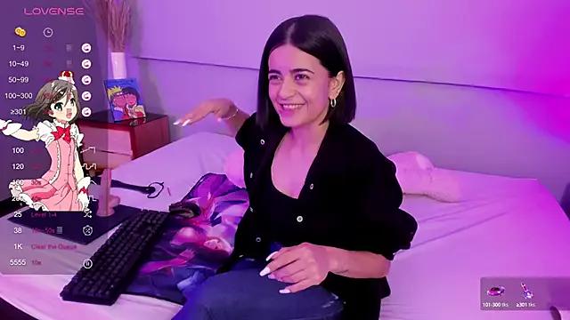 bella_thix from StripChat is Freechat
