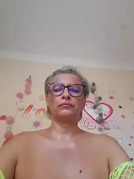 BellaBellaHot from StripChat