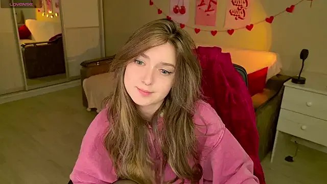 Private BellaSink on StripChat