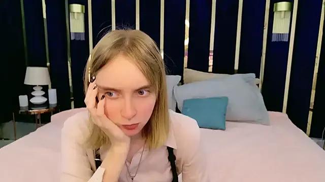 Freechat Beverly_Gomes on StripChat