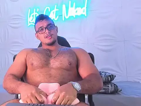 Freechat Big_furry_bear13 on StripChat