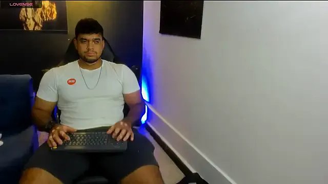 Freechat Big_furry_bear13 on StripChat