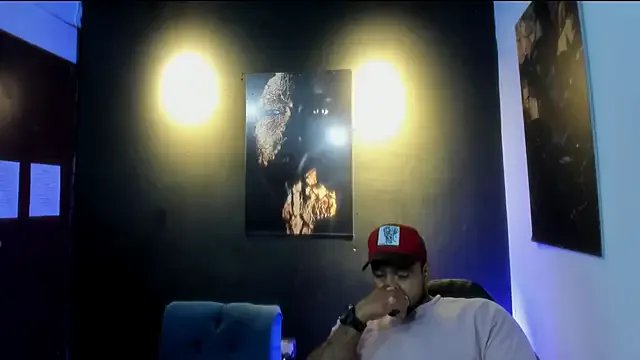 Freechat Big_furry_bear13 on StripChat