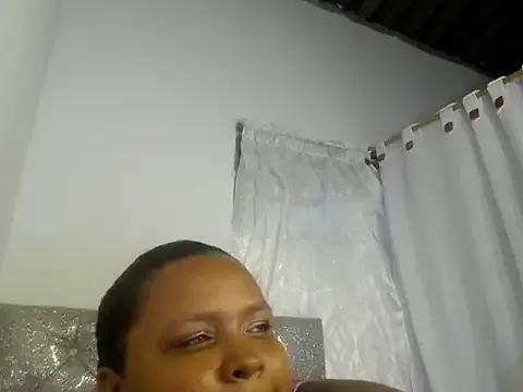 Big_nina_tits_ds from StripChat is Freechat