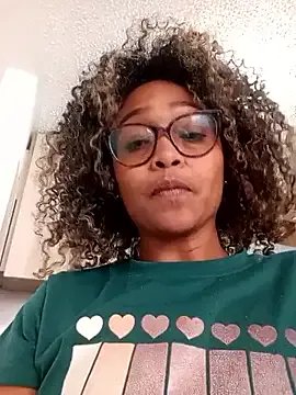 BiiancaEstradaa on StripChat