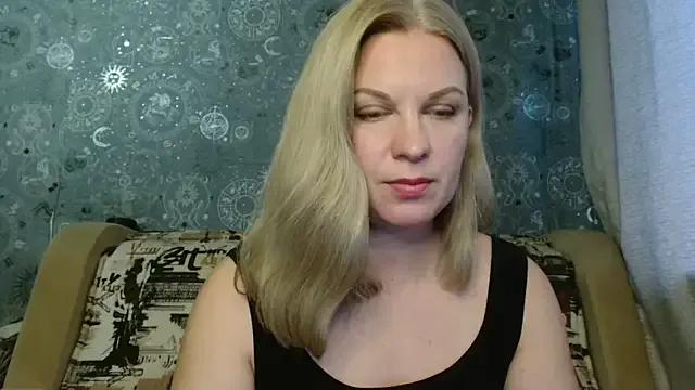 Private BlondeFox on StripChat