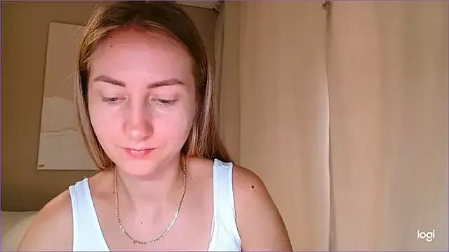 Freechat BluueSilk on StripChat