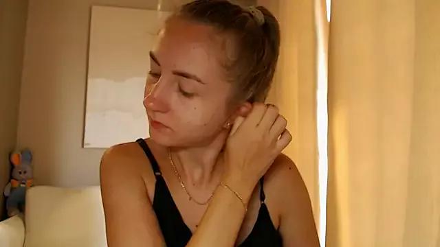 Freechat BluueSilk on StripChat