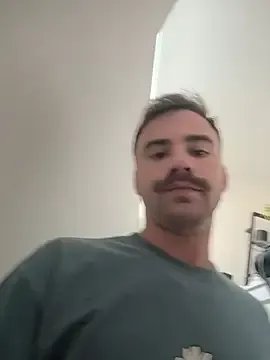 Freechat bobbyatx on StripChat