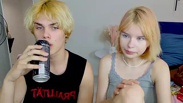 Bonnie_And_C1yde from StripChat
