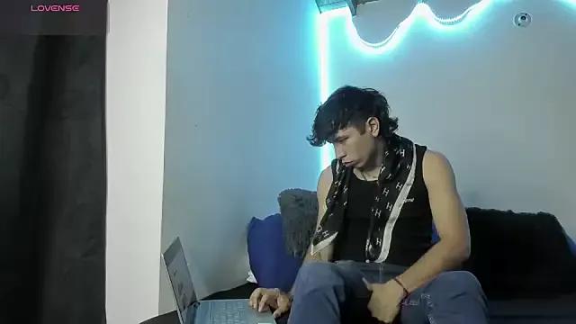 BoysOftemptation- from StripChat is Freechat