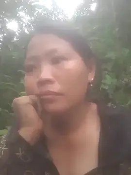 bree-zz on StripChat 