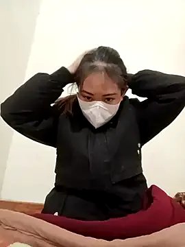 bree-zz on StripChat 