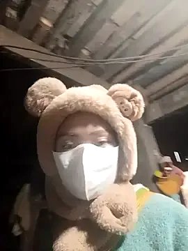 bree-zz on StripChat 