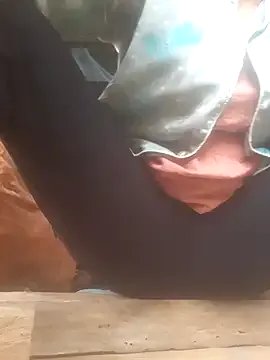 bree-zz on StripChat 