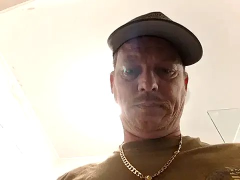 Freechat brokecountrylads on StripChat