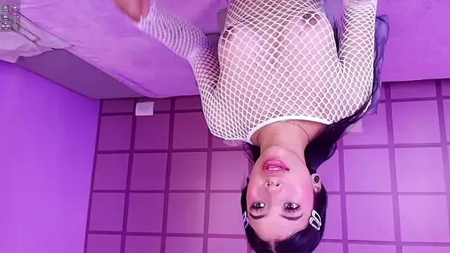 Brooke_monroe from StripChat is Freechat