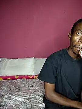 BrownRoxxane6 on StripChat