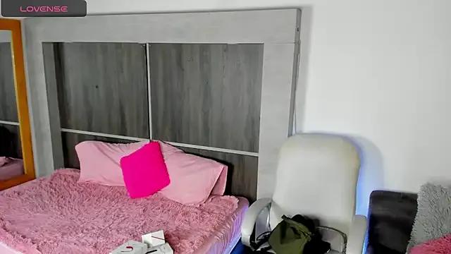 Freechat Bryna_ on StripChat