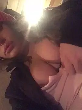 Freechat BunnyPleasures on StripChat