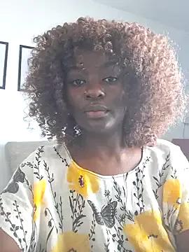 Freechat bustytemptress1 on StripChat