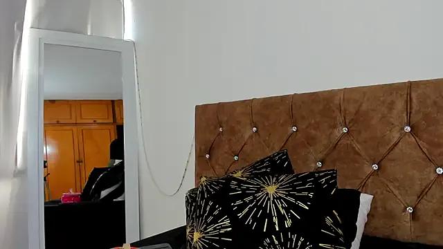 StripChat camila_collins7 is Freechat camila_collins7 — get naked