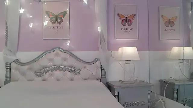 CamilaBelmont from StripChat is Freechat