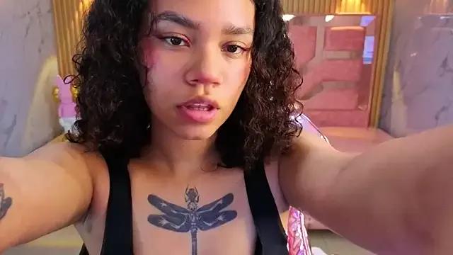 Freechat Canela_s1 on StripChat