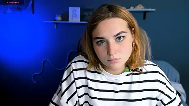 casey_meow_ on StripChat