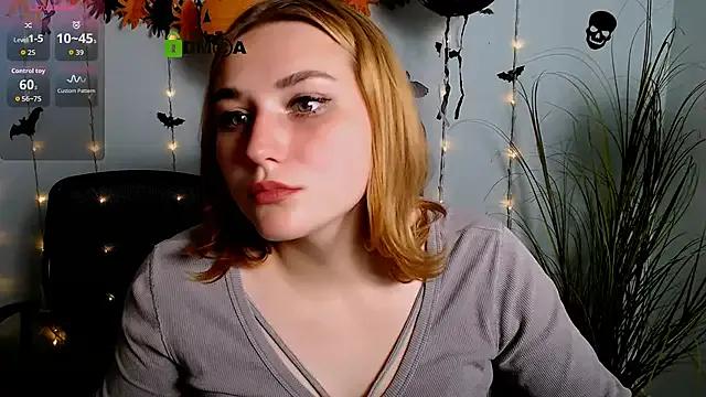 casey_meow_ on StripChat