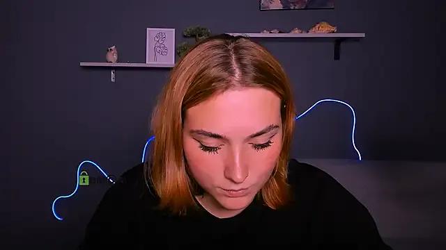 casey_meow_ on StripChat